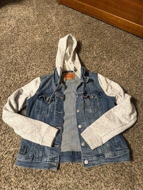 Levi's Blue Denim Jacket with Light Gray Hoodie Sleeves